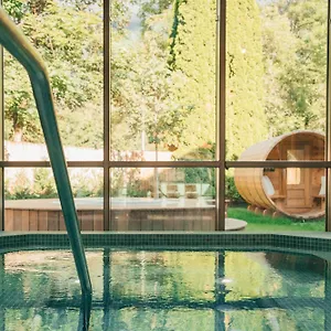 Lykke & Hotel